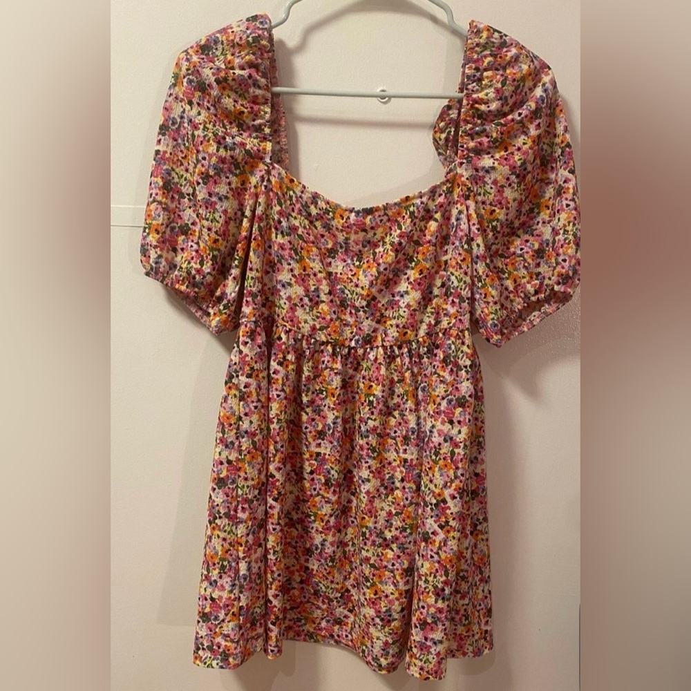 Floral short dress